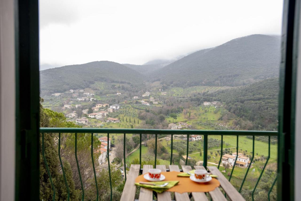 Villa Relax Nell' Antico Borgo Casperia Exterior foto